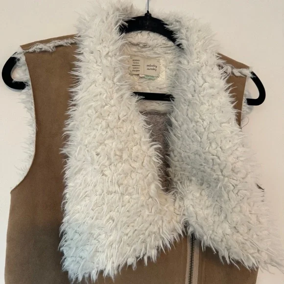 Anthropologie Saturday Sunday Shearling Tan Vest - Picture 4 of 7